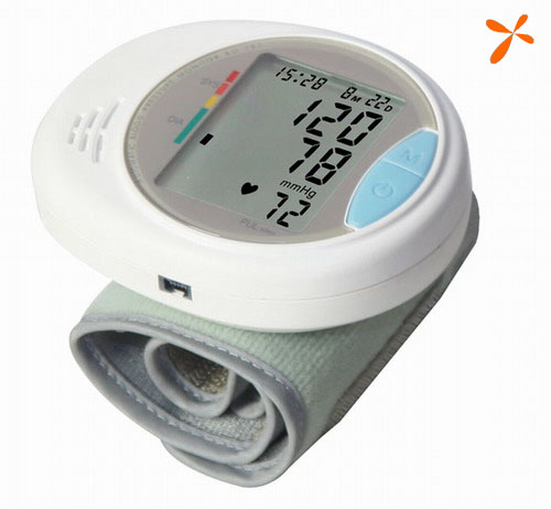 Electronic blood pressure monitor